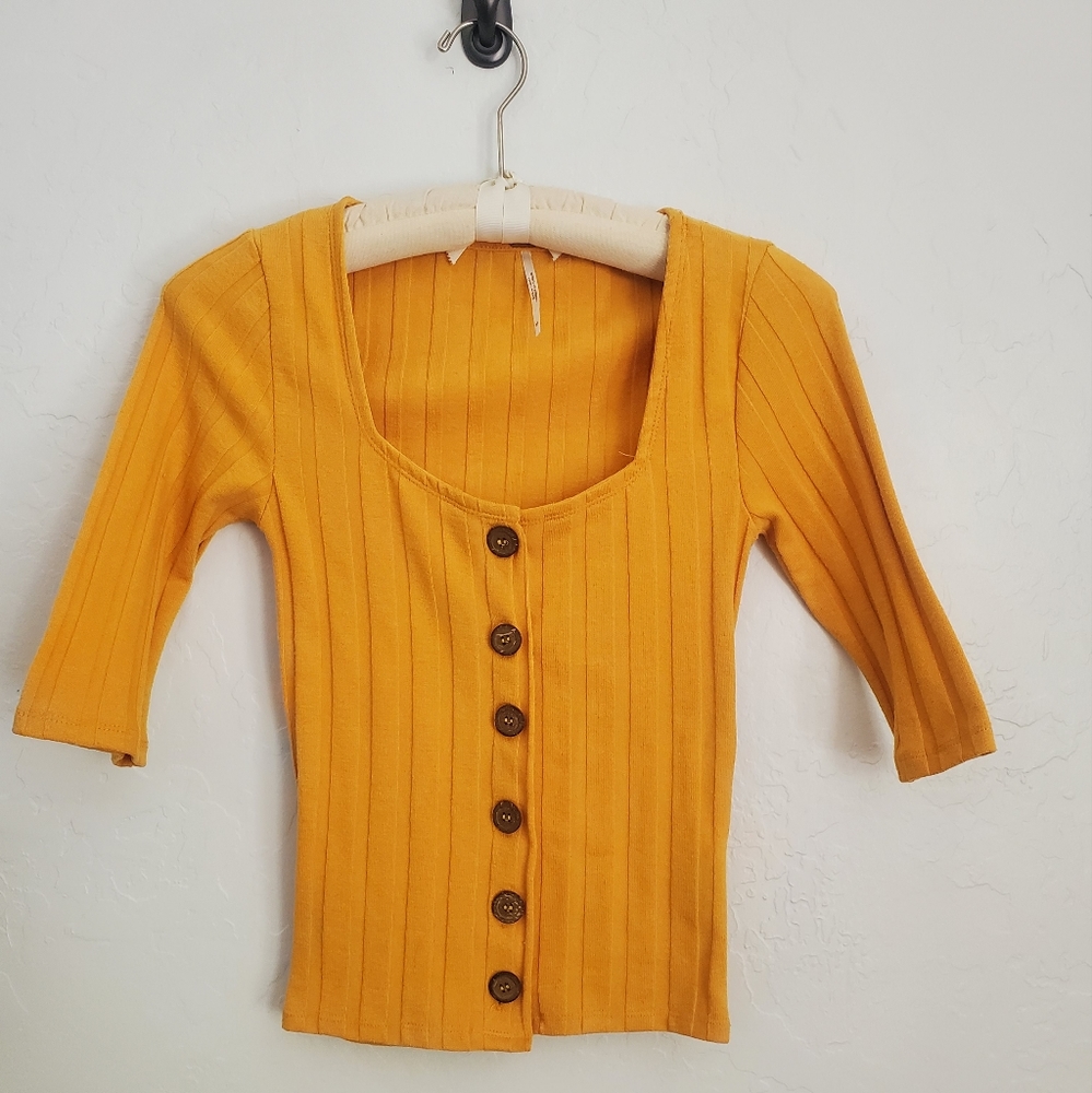 Free People XS Women's Mustard Button-Up Top